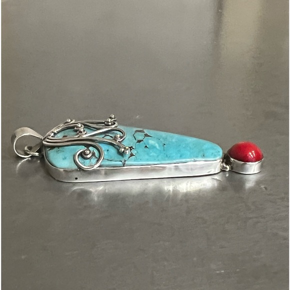 Turquoise and red coral large pendant - Picture 6 of 8